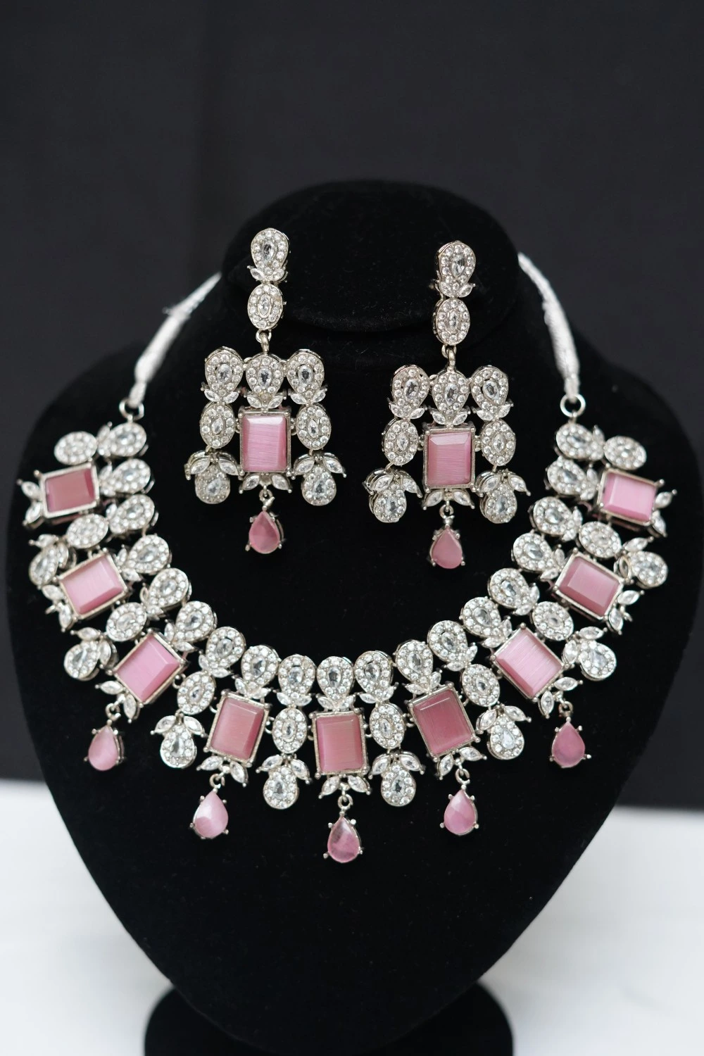 necklace With Pink Stones
